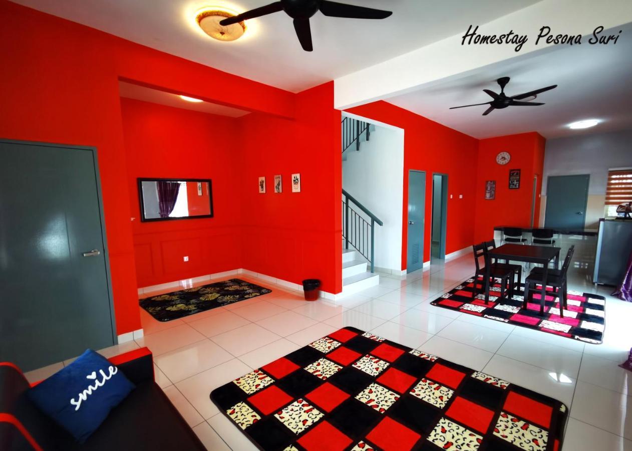 Pesona Suri Homestay Batu Pahat Exterior foto